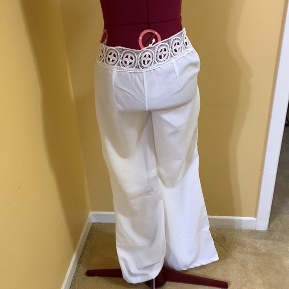 Embroidered waistband white front tie crepe pants 🔴 - Picture 2 of 5